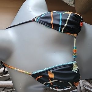 Guess triangle bikini top size S